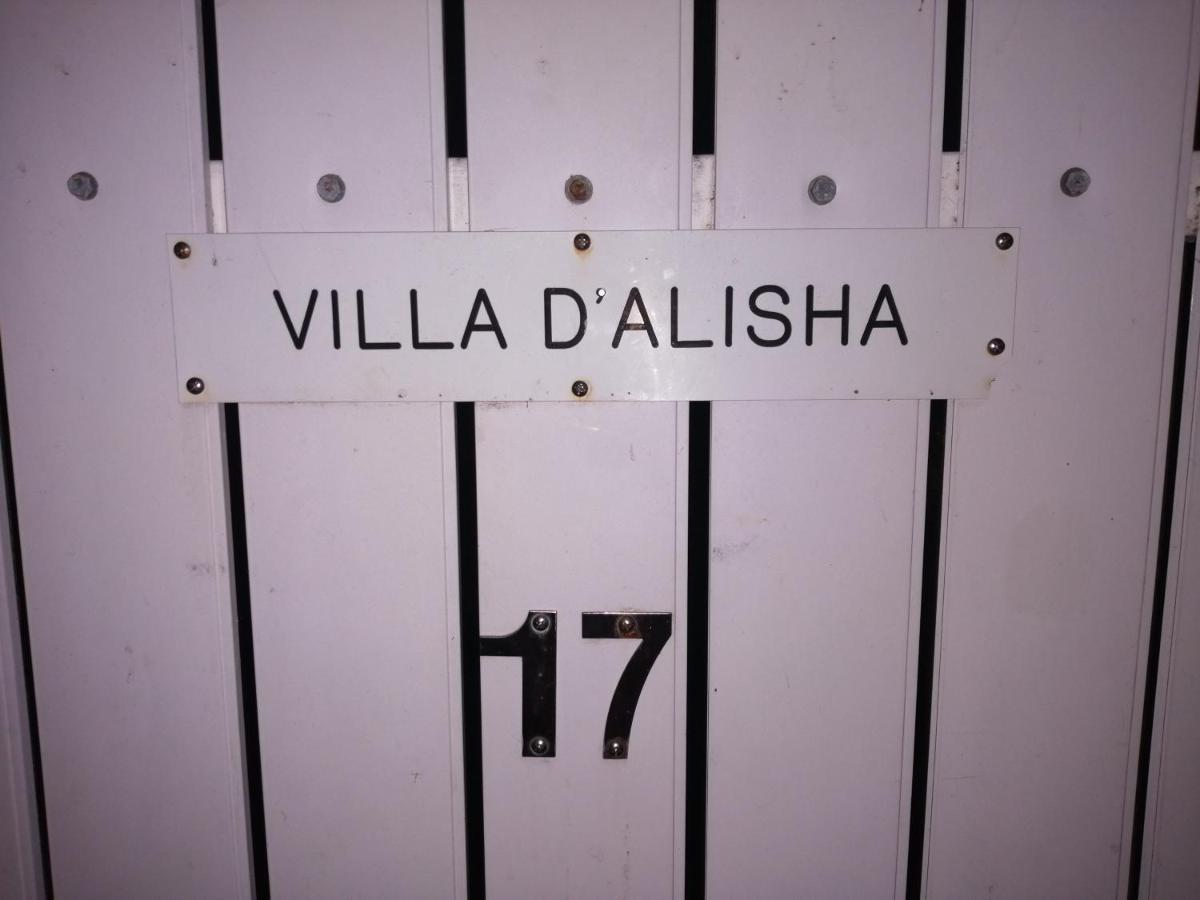 Villa De Alisha 蓝海湾 外观 照片