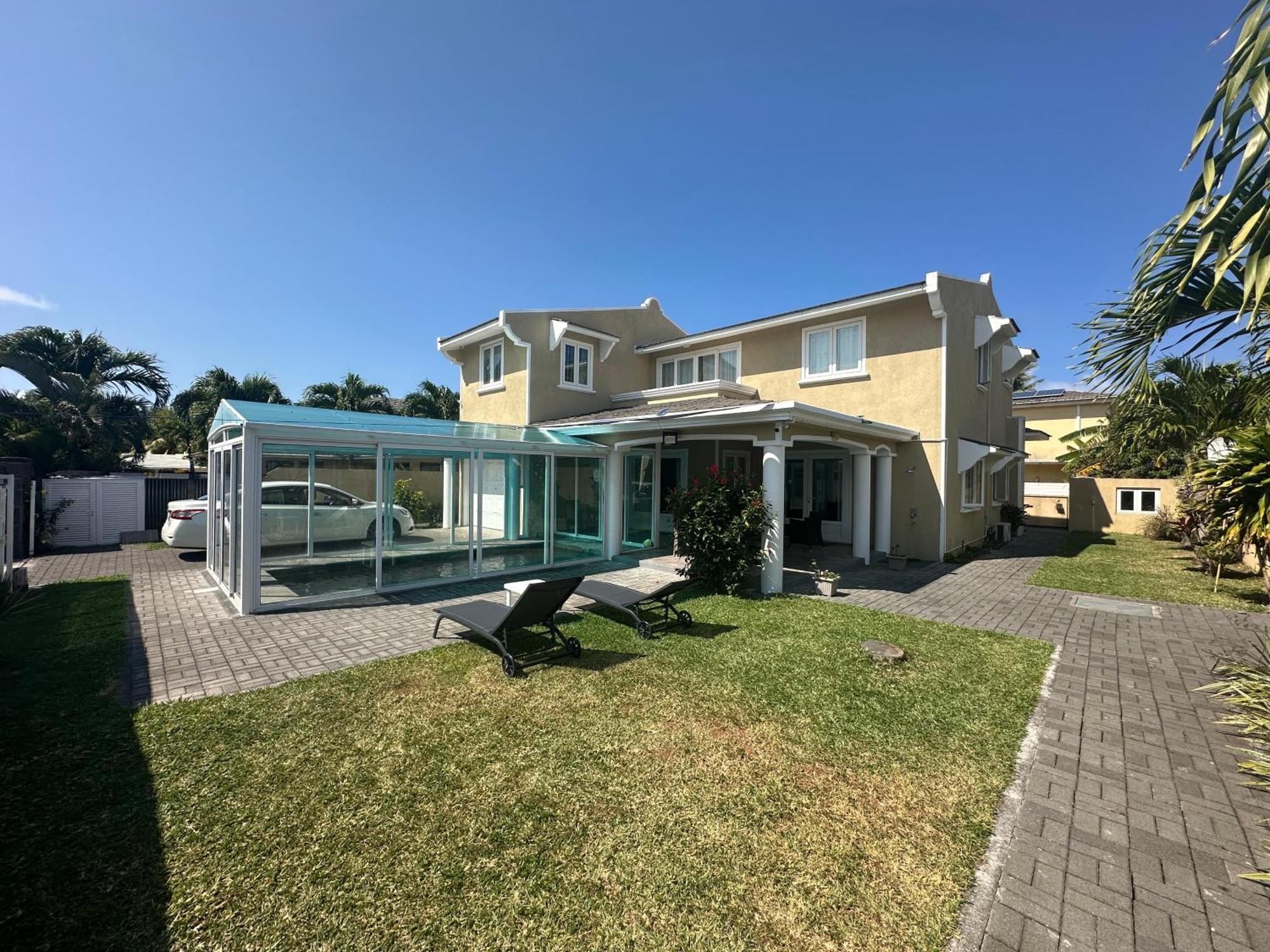 Villa De Alisha 蓝海湾 外观 照片