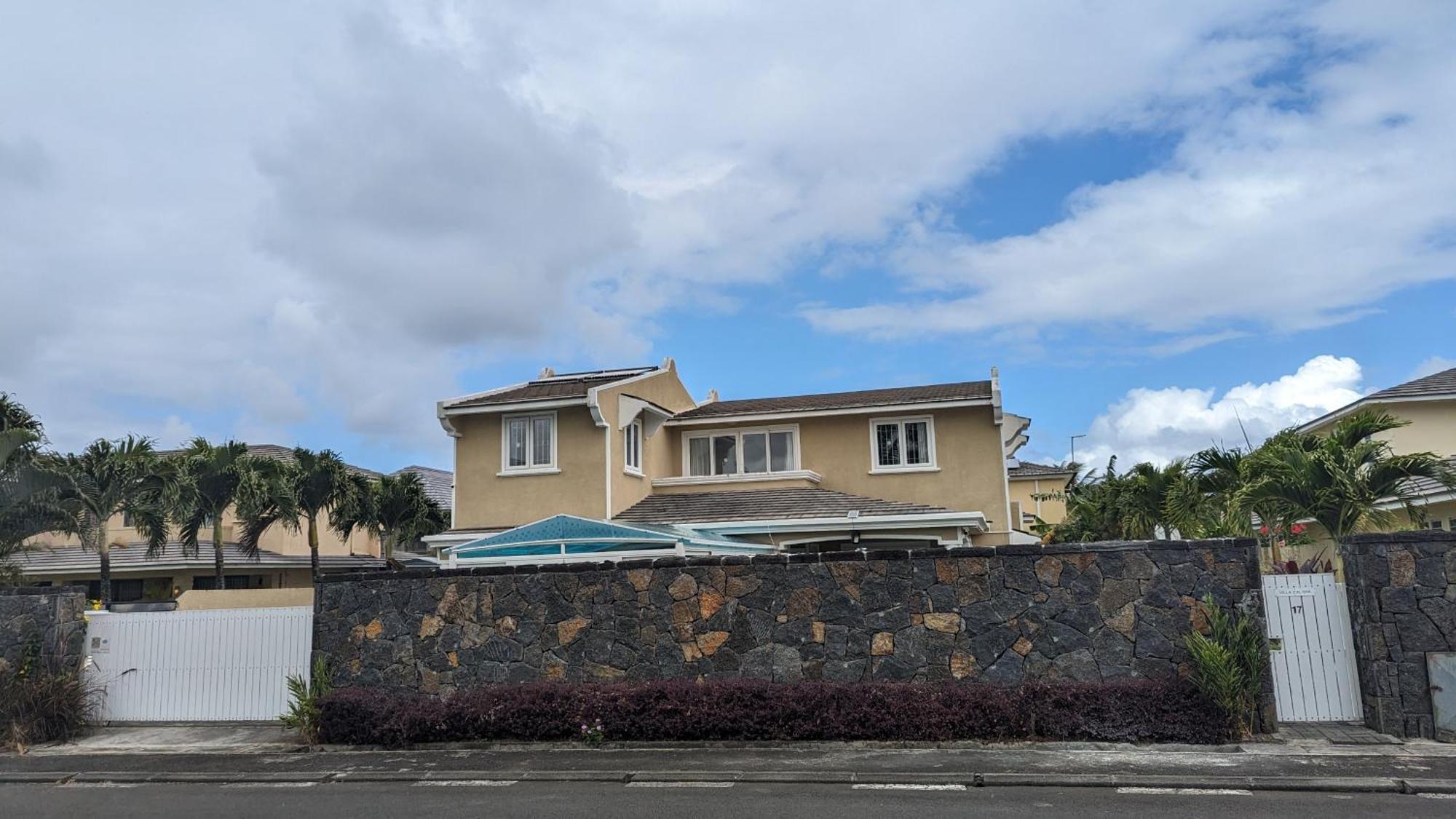 Villa De Alisha 蓝海湾 外观 照片